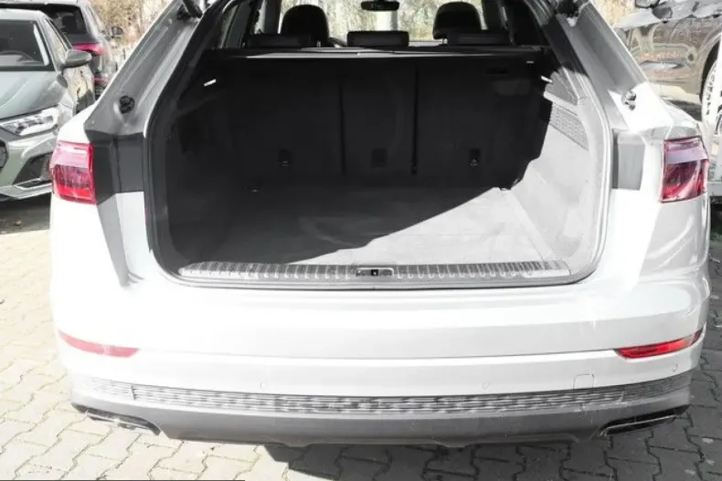 Audi Q8 din 2025 cu 18.820 km - oferta AUD205177 - foto 11