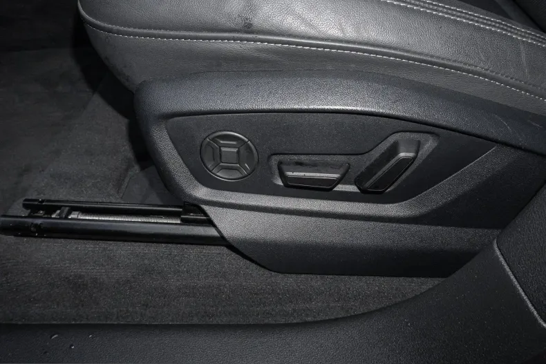 Audi Q8 din 2025 cu 21.980 km - oferta AUD205181 - foto 16