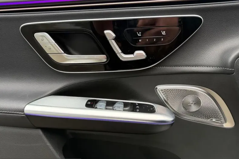 Mercedes-Benz EQE SUV din 2025 cu 19.166 km - oferta MER205185 - foto 21