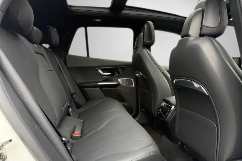 Mercedes-Benz EQE SUV din 2025 cu 19.166 km - oferta MER205185 - foto 23