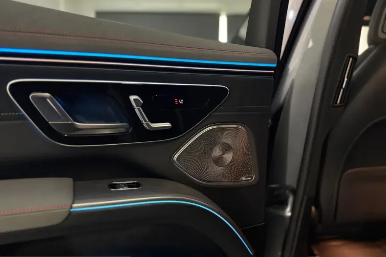 Mercedes-Benz EQS SUV din 2023 cu 48.327 km - oferta MER205186 - foto 17