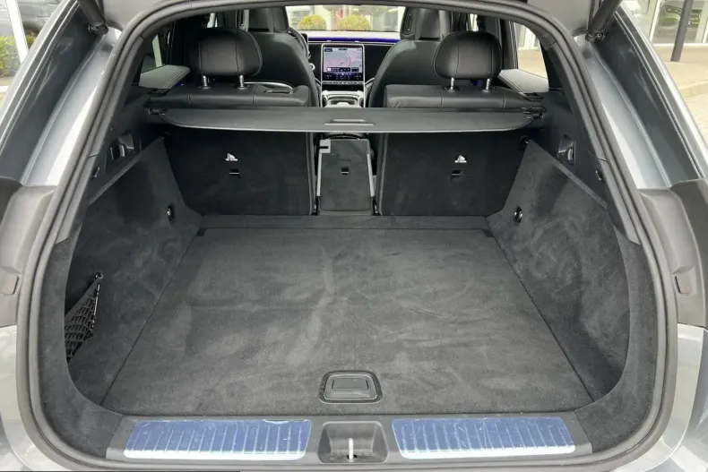 Mercedes-Benz EQE SUV din 2025 cu 11.957 km - oferta MER205196 - foto 20