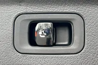 Mercedes-Benz EQE SUV din 2025 cu 11.957 km - oferta MER205196 - foto 23