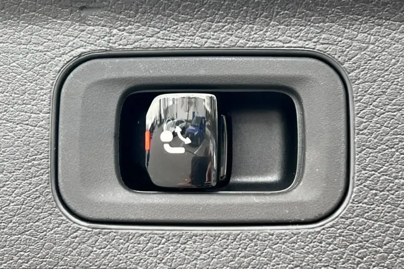 Mercedes-Benz EQE SUV din 2025 cu 11.957 km - oferta MER205196 - foto 23