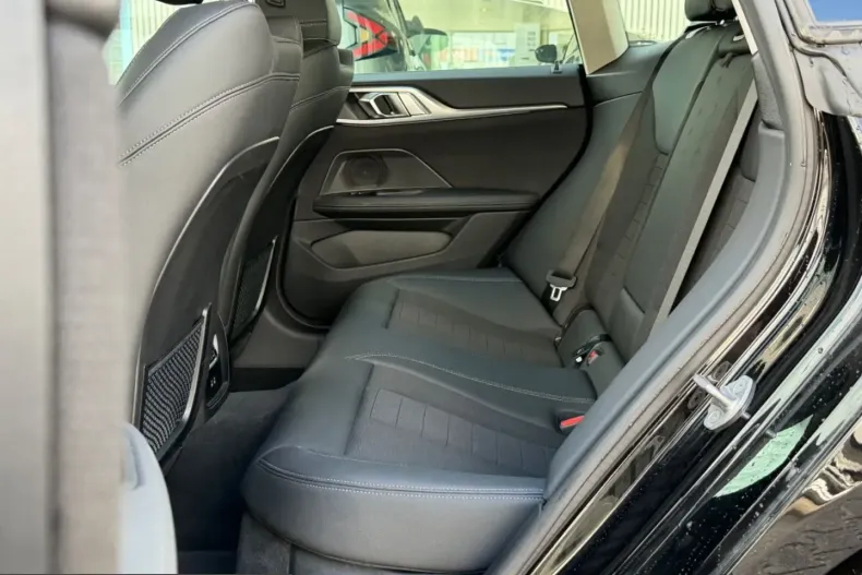 BMW 420i (Seria 4) din 2023 cu 47.100 km - oferta BMW205197 - foto 16