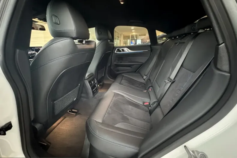 BMW 430i (Seria 4) din 2023 cu 67.539 km - oferta BMW205204 - foto 11