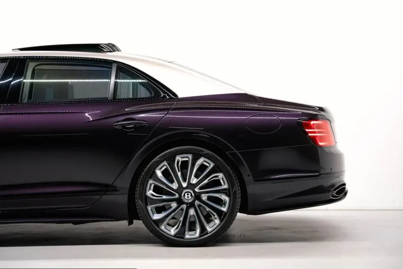 Bentley Flying Spur din 2025 cu 10.600 km - oferta BEN205207 - foto 10