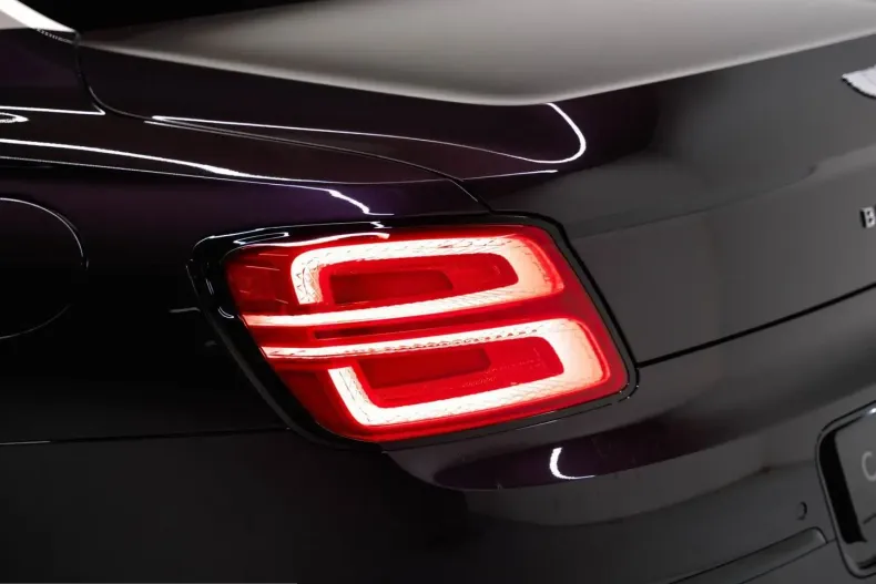 Bentley Flying Spur din 2025 cu 10.600 km - oferta BEN205207 - foto 11