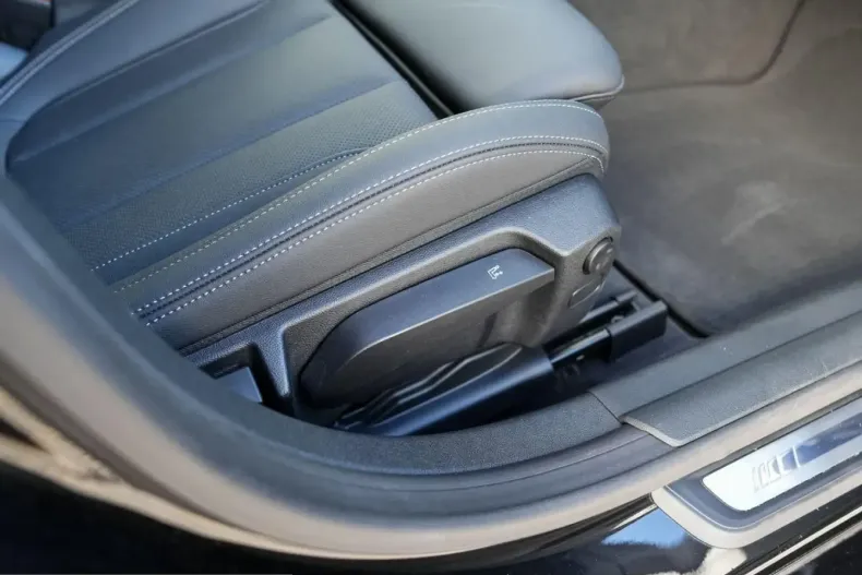 BMW 430i (Seria 4) din 2025 cu 13.999 km - oferta BMW205209 - foto 11