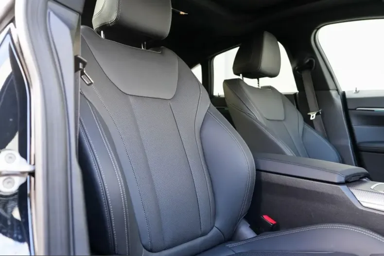 BMW 430i (Seria 4) din 2025 cu 13.999 km - oferta BMW205209 - foto 12