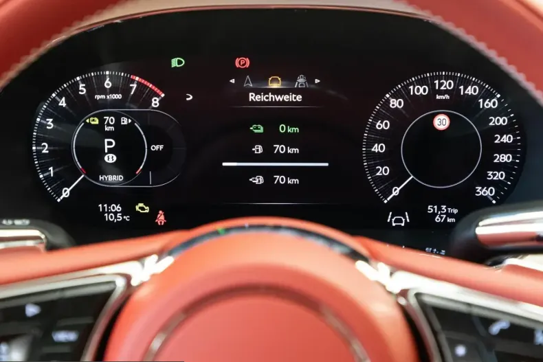 Bentley Flying Spur din 2025 cu 9.900 km - oferta BEN205210 - foto 12