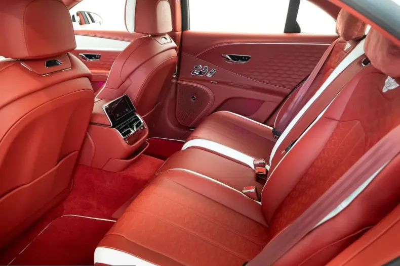 Bentley Flying Spur din 2025 cu 9.900 km - oferta BEN205210 - foto 15