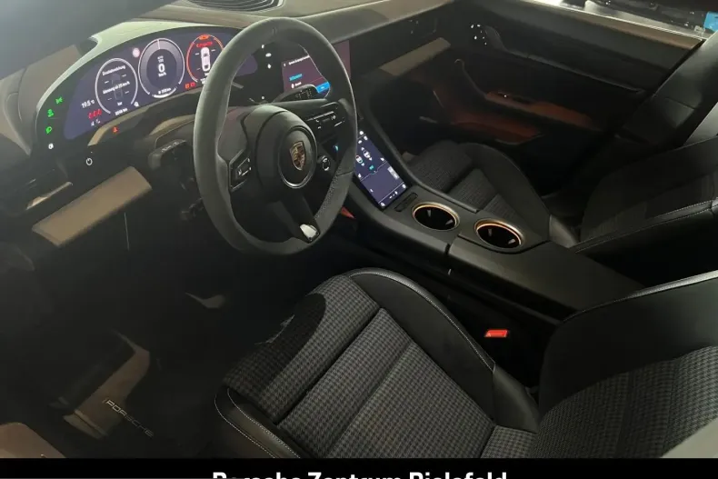 Porsche Taycan din 2024 cu 2.243 km - oferta POR205211 - foto 18