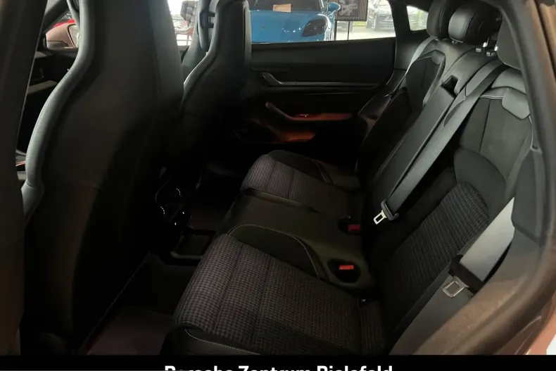 Porsche Taycan din 2024 cu 2.243 km - oferta POR205211 - foto 31