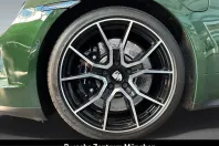 Porsche Taycan din 2024 cu 15.200 km - oferta POR205212 - foto 6