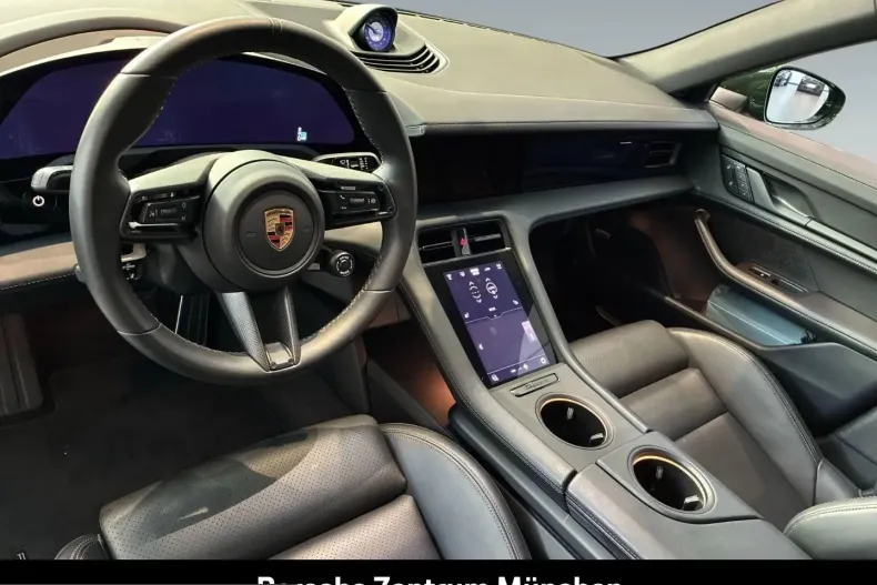 Porsche Taycan din 2024 cu 15.200 km - oferta POR205212 - foto 9