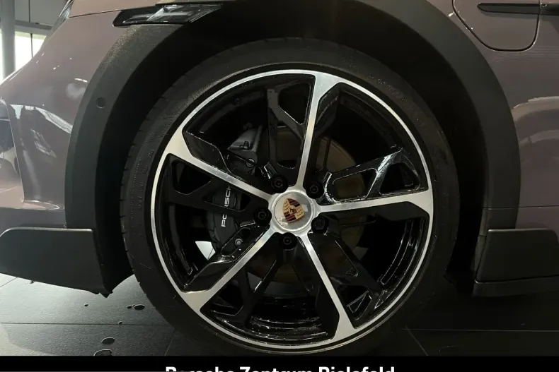 Porsche Taycan din 2024 cu 15.925 km - oferta POR205214 - foto 9