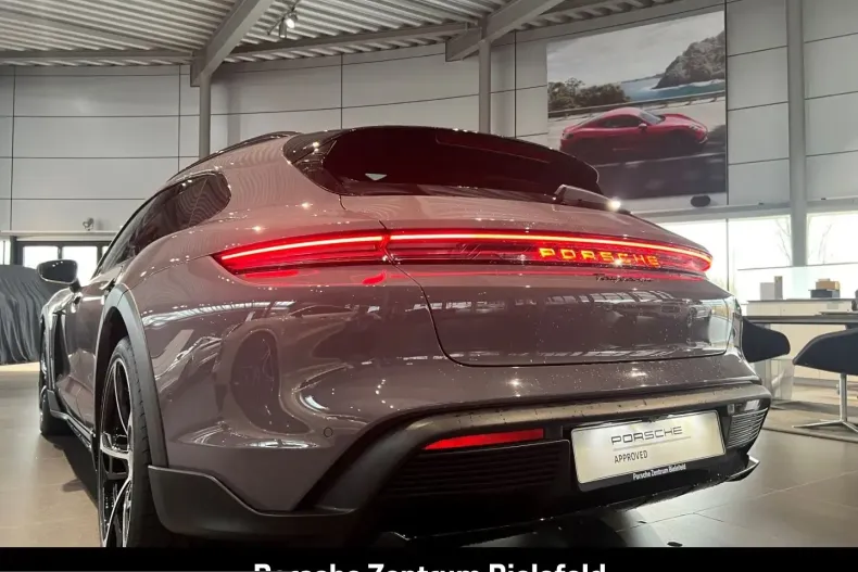 Porsche Taycan din 2024 cu 15.925 km - oferta POR205214 - foto 14