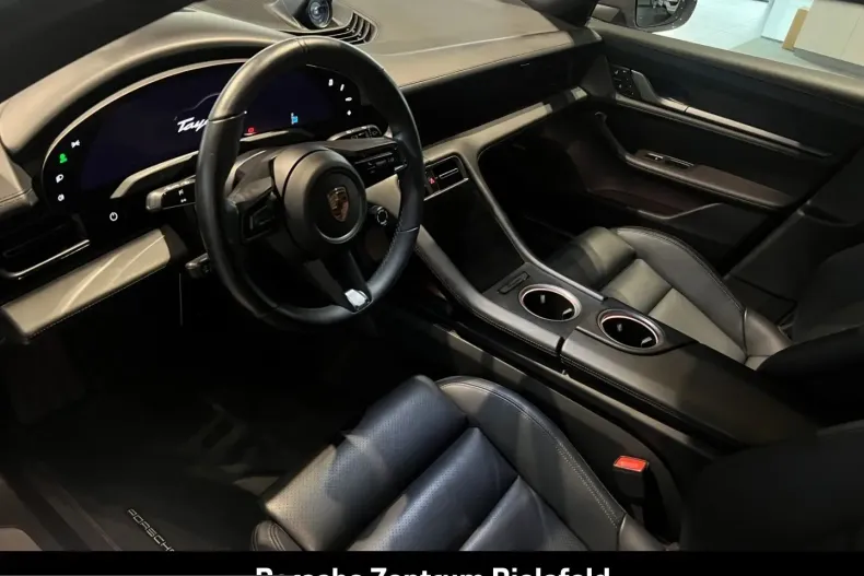 Porsche Taycan din 2024 cu 15.925 km - oferta POR205214 - foto 17
