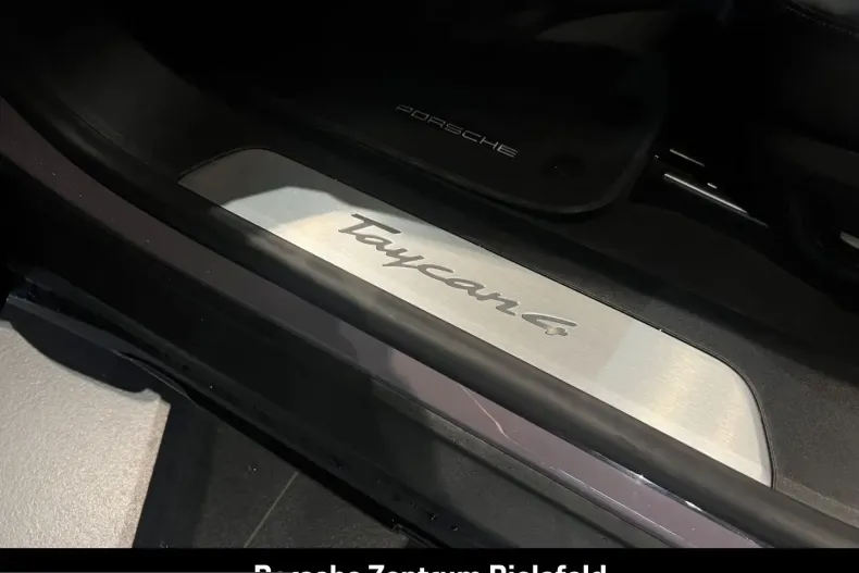 Porsche Taycan din 2024 cu 15.925 km - oferta POR205214 - foto 20