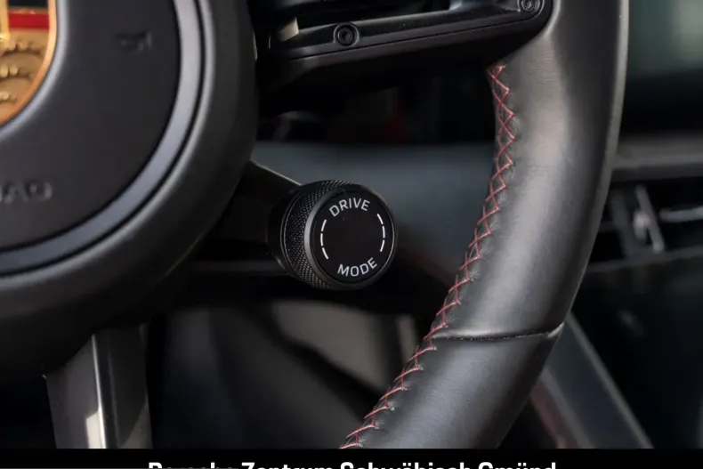 Porsche Taycan din 2023 cu 42.480 km - oferta POR205215 - foto 24