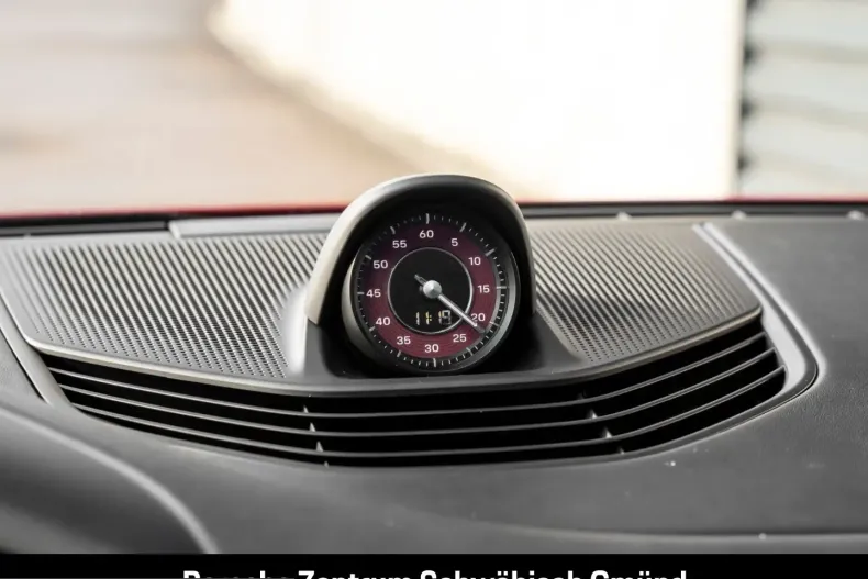 Porsche Taycan din 2023 cu 42.480 km - oferta POR205215 - foto 30