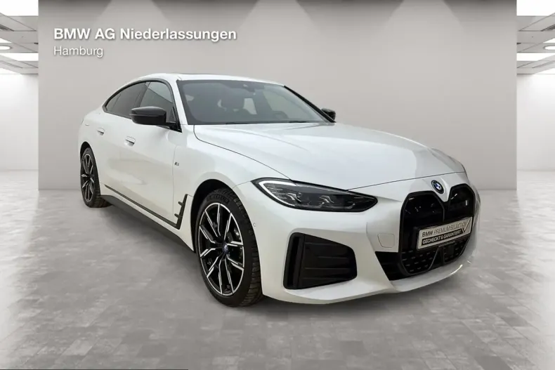 BMW i4 (Seria 4) din 2023 cu 17.888 km - oferta BMW205221 - foto 1
