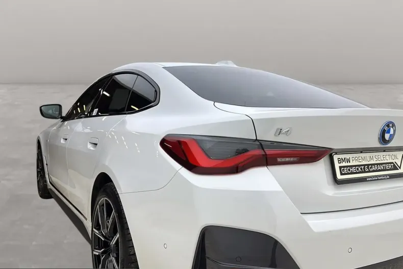 BMW i4 (Seria 4) din 2023 cu 17.888 km - oferta BMW205221 - foto 3