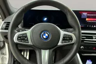 BMW i4 (Seria 4) din 2023 cu 17.888 km - oferta BMW205221 - foto 11