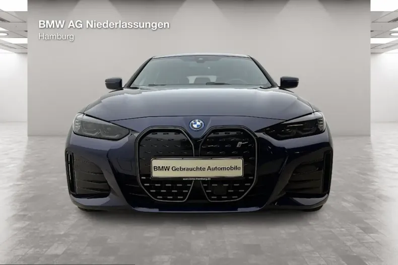 BMW i4 (Seria 4) din 2023 cu 20.243 km - oferta BMW205222 - foto 1