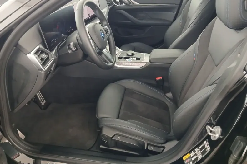 BMW i4 (Seria 4) din 2023 cu 19.751 km - oferta BMW205223 - foto 7