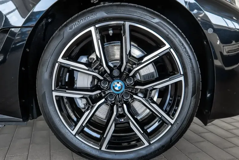 BMW i4 (Seria 4) din 2024 cu 41.850 km - oferta BMW205224 - foto 6