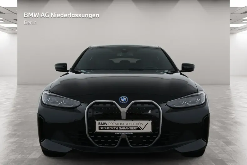 BMW i4 (Seria 4) din 2023 cu 13.896 km - oferta BMW205225 - foto 4