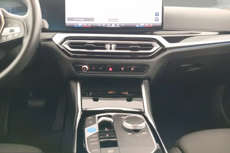 BMW i4 (Seria 4) din 2023 cu 13.896 km - oferta BMW205225 - foto 10