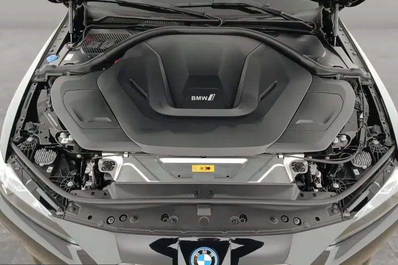 BMW i4 (Seria 4) din 2023 cu 13.896 km - oferta BMW205225 - foto 13