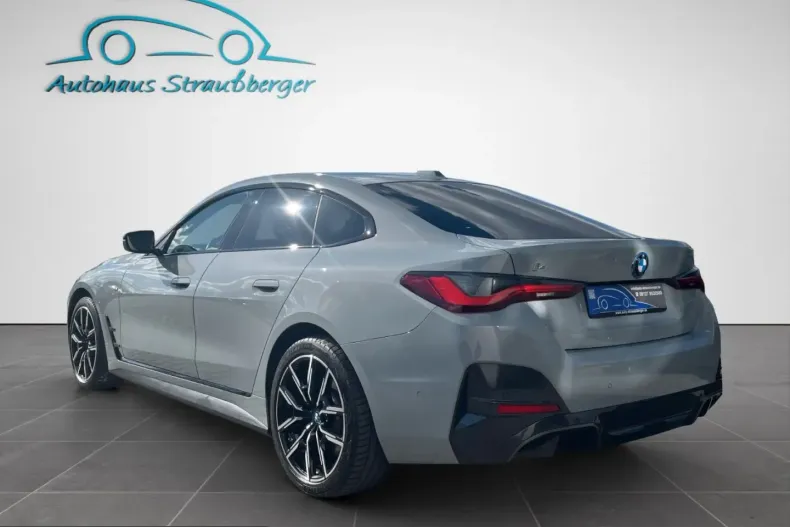 BMW i4 (Seria 4) din 2024 cu 54.800 km - oferta BMW205226 - foto 4