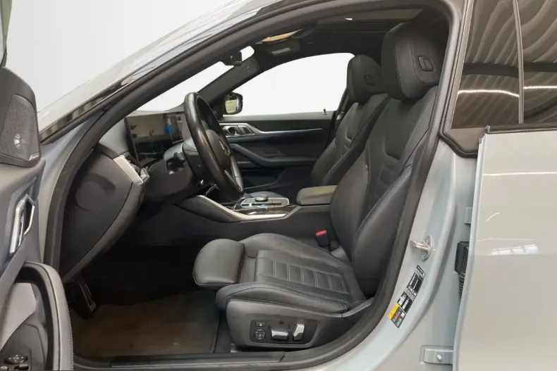 BMW i4 (Seria 4) din 2024 cu 54.800 km - oferta BMW205226 - foto 10