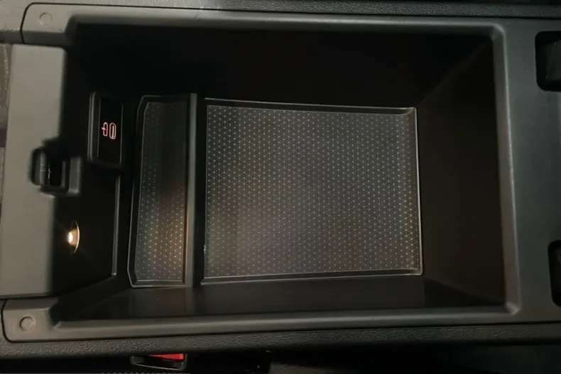 BMW i4 (Seria 4) din 2024 cu 54.800 km - oferta BMW205226 - foto 29