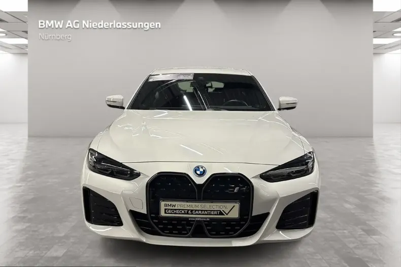 BMW i4 (Seria 4) din 2023 cu 13.532 km - oferta BMW205227 - foto 1