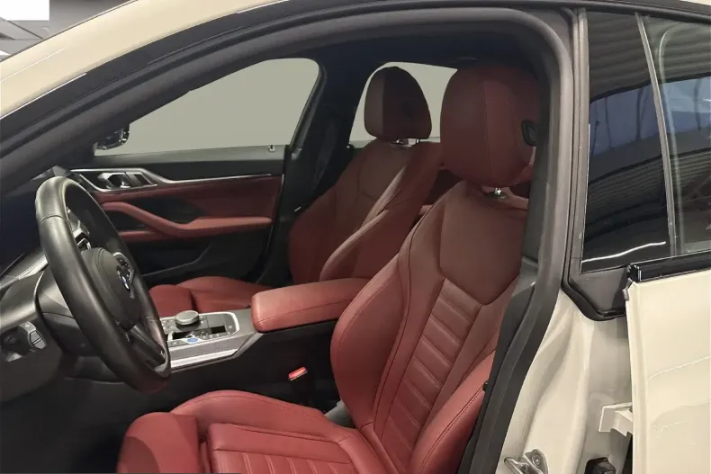 BMW i4 (Seria 4) din 2023 cu 13.532 km - oferta BMW205227 - foto 8