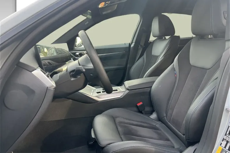 BMW i4 (Seria 4) din 2023 cu 10.500 km - oferta BMW205228 - foto 10