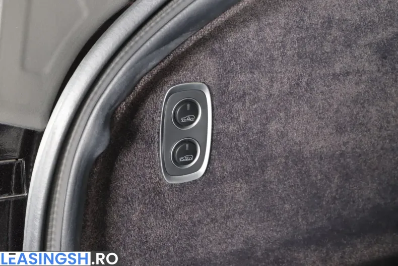 Aston Martin DBX din 2023 cu 30.000 km - oferta AST205229 - foto 35