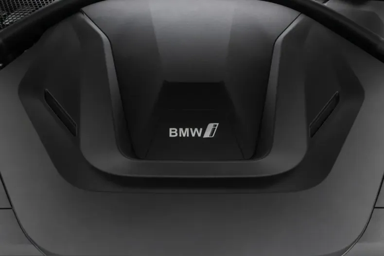 BMW i4 (Seria 4) din 2023 cu 24.878 km - oferta BMW205230 - foto 13