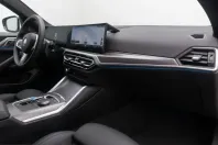 BMW i4 (Seria 4) din 2023 cu 24.878 km - oferta BMW205230 - foto 23