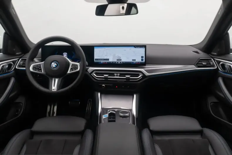 BMW i4 (Seria 4) din 2023 cu 24.878 km - oferta BMW205230 - foto 38