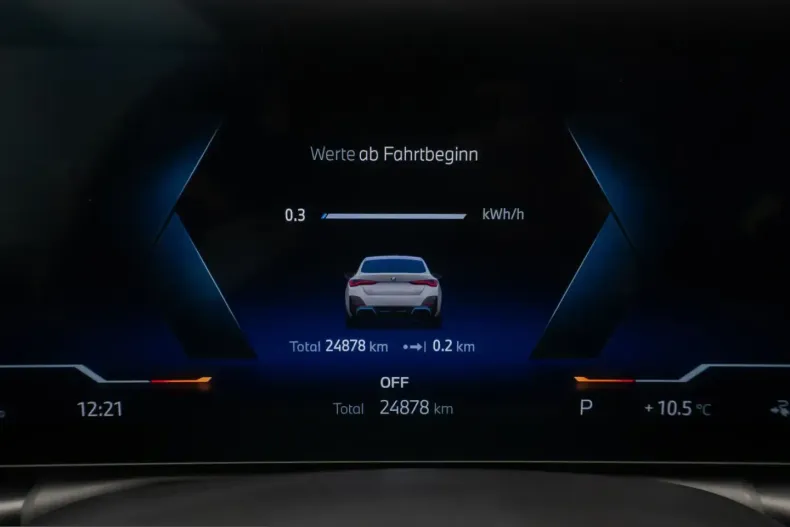 BMW i4 (Seria 4) din 2023 cu 24.878 km - oferta BMW205230 - foto 40