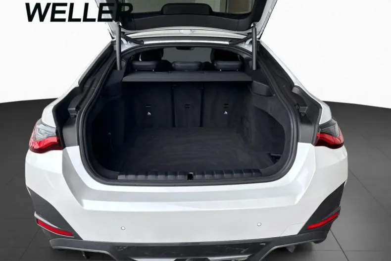 BMW i4 (Seria 4) din 2023 cu 40.510 km - oferta BMW205232 - foto 10