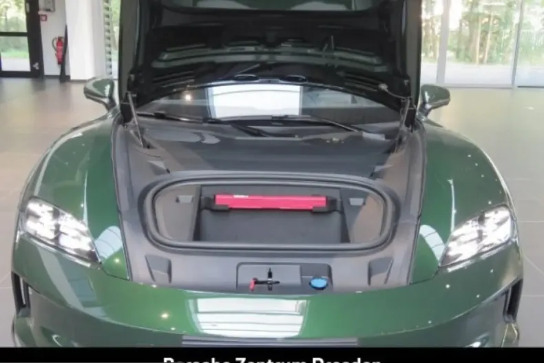 Porsche Taycan din 2025 cu 30.500 km - oferta POR205235 - foto 11