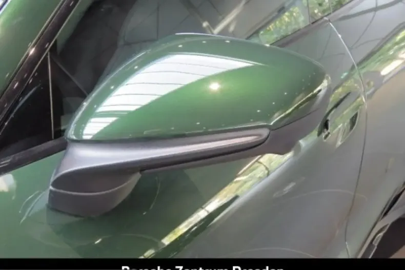 Porsche Taycan din 2025 cu 30.500 km - oferta POR205235 - foto 15