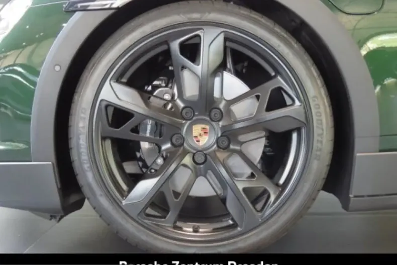 Porsche Taycan din 2025 cu 30.500 km - oferta POR205235 - foto 16